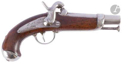 null 
Gendarmerie percussion pistol model 1842. {CR}Round barrel with thunderbolt,...