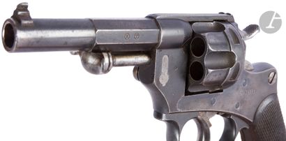  Révolver d’officier modèle 1874 s 1882, 6 coups calibre 11 mm / 73. {CR}Canon, rayé,...