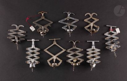 null Lot of nine extensible corkscrews of various marks:

YPRIM associated with cm...