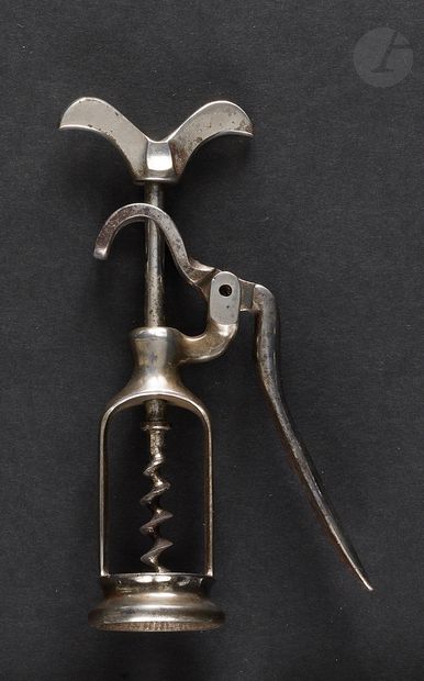 null In the taste of PECQUET

Iron corkscrew with lever.

Height : 15 cm