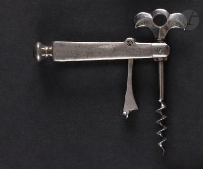 null JACQUES PERILLE (1837-1903)

Folding corkscrew with nickel-plated metal lever,...