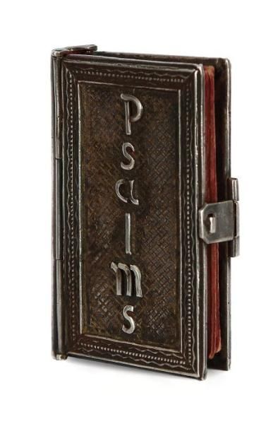 null BIBLE - The book of psalms. Imprimé en Terre Sainte, s.l.n.d. Reliure à fermoir...