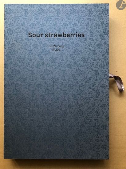 null [A book - A photograph(s)
]LIN ZHIPENG [Signed]
Sour Strawberries.
Éditions...