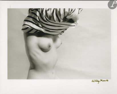 null [
RONIS, WILLY (1910-2009) [Signed]
Nudes.
Éditions TerreBleue, 2008.
200 copies...