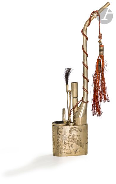 null Water pipe 
 in silver plated metal, with cord and tassel, lid engraved inside...