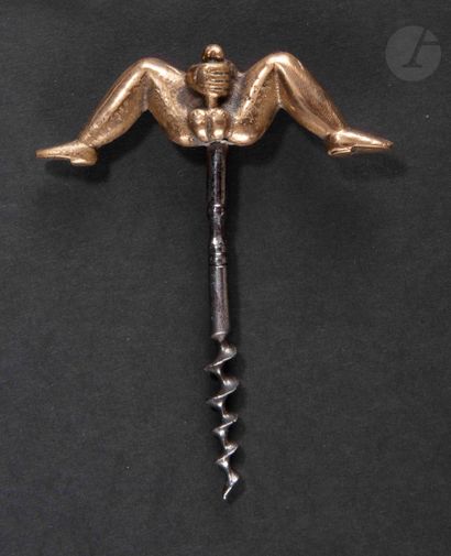 Simple corkscrew, the handle in copper bronze...