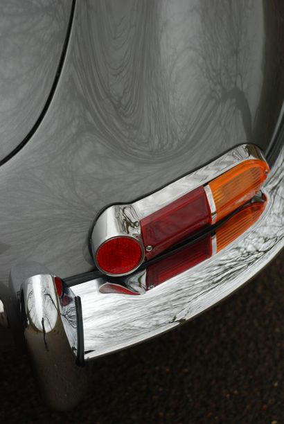  JAGUAR Type E 3.8L FHC coupé " plancher plat " - 1961 Châssis #885210 (décembre...