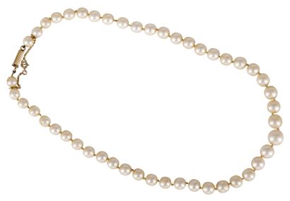 null Collier de perles de culture en chute, fermoir en or 18K (750). Longueur : 40,5...