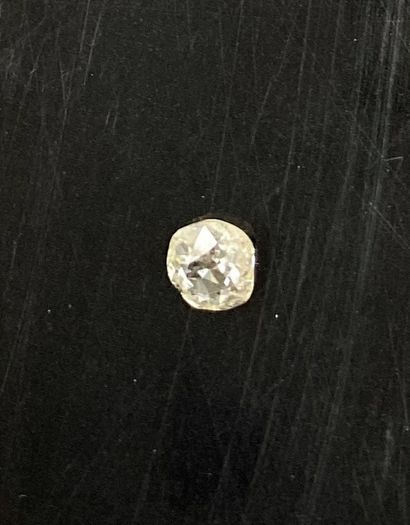 null Diamant taille ancienne pesant 1,11 ct sur papier (chocs)