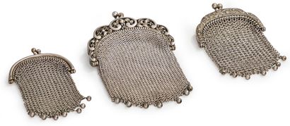 null Lot of 3 silver mesh purses, one with double compartment. French work from the...
