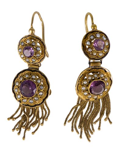 null Pair of 18K (750) gold earrings, set with synthetic violet stones, baroque pearls,...