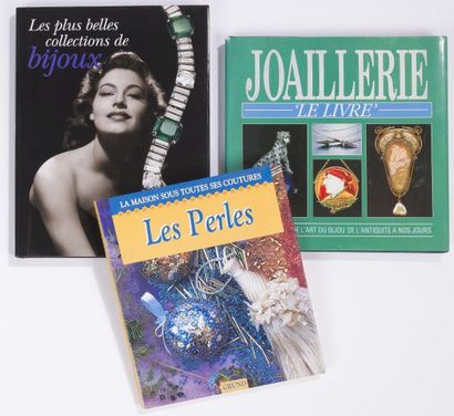 Lot de 3 livres :

- S.PAPI - A.RHODES, Les...