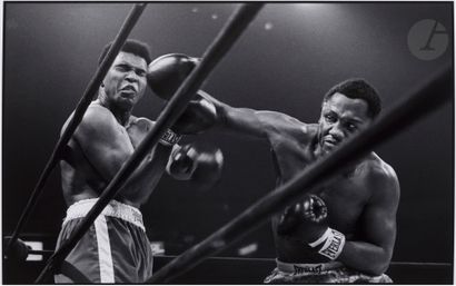 null 
David Hume Kennerly (1947)

Muhammad Ali vs Joe Frazier «Fight of the Century»,...