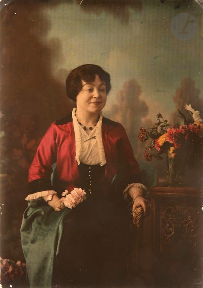 null Henry-René d’Allemagne (1863-1950) et divers
Jeunes femmes, c. 1910.
Six (6)...