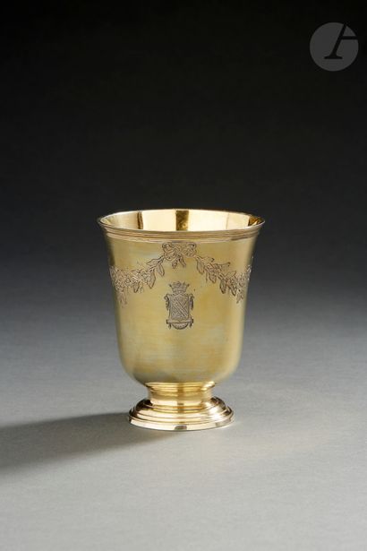 null STRASBOURG 1774
Timbale in vermeil of tulip form resting on a plain pedestal,...