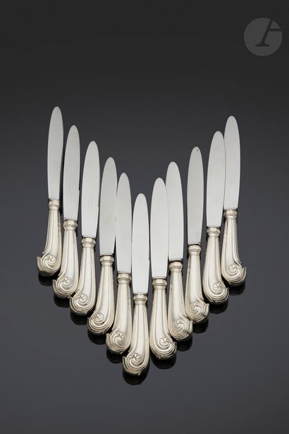 PARIS 1784 - 1785
Eleven knives with handle...