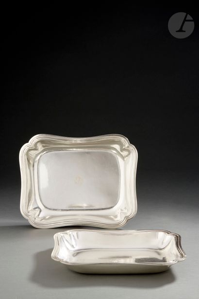 null TOULOUSE 1763
Pair of rectangular silver bowls, molded with light contours accompanied...