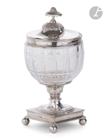 PARIS 1819 - 1838
Covered sugar bowl with...