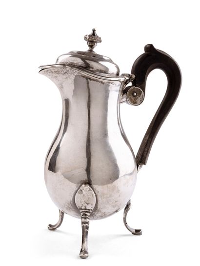 AUGSBURG 1781 - 1783
Coffee pot tripod in...