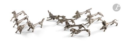 null Set of twelve animal knife holders in cast silver on the theme of the hunt (fox,...