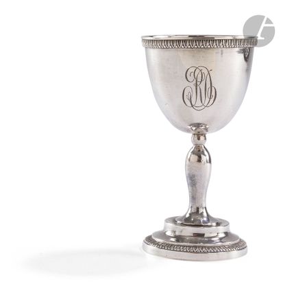 null PARIS 1809 - 1819
Silver egg cup standing on a round base bordered with laurel...