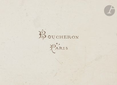 null BOUCHERON 1830 - 1902 - FRANCIS PEUREUX 
Plateau en argent reposant sur une...