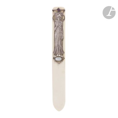 null ART NOUVEAU PERIOD WORK
The Secret
Silver and ivory letter opener.
The decorative...