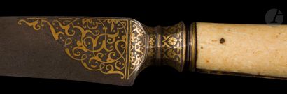 null Kard dagger, probably Ottoman Empire, 18th century
Long, single-edged damascus...
