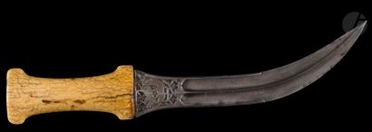 Jambiyya dagger, Iran, early 19th century
Curved...