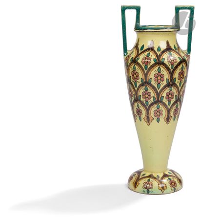null High vase with two angular handles, Tunisia, Nabeul, workshop of the 'Abderrazak...