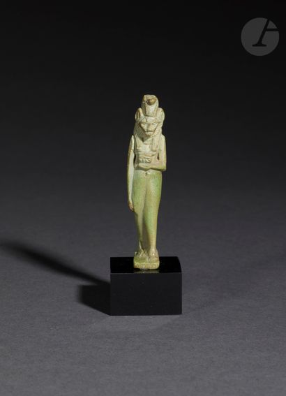 Amulet representing the goddess Bastet in...