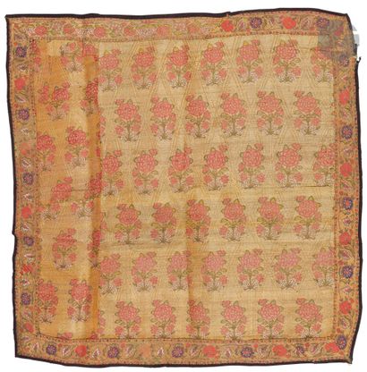 null Ensemble de trois textiles, Iran et Turquie, XVIIe - XVIIIe siècle
Le premier,...