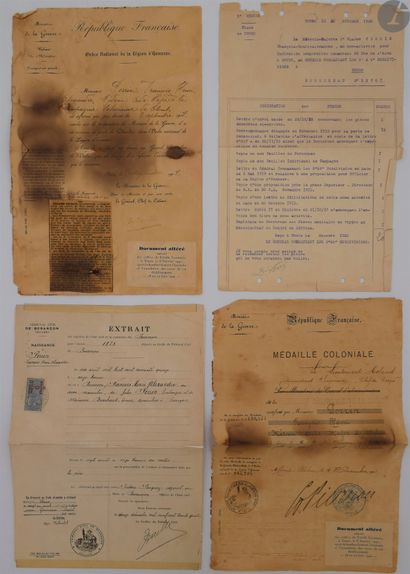 null Set of 8 documents relating to the doctor major François-Henri PERRIN of the...