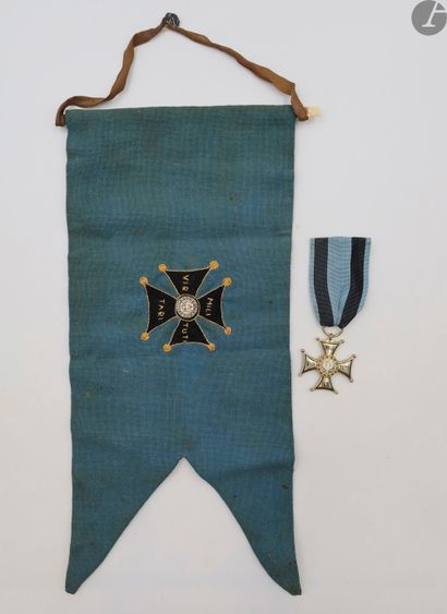 null POLAND 
MILITARY ORDER OF VIRTUTI MILITARI, created in 1792.
two pieces:
- officer's...