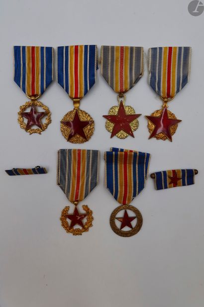 WOUNDED MEDALS 
Set of six medals, five military...