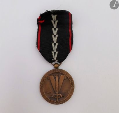 FRANCE-POLOGNE (2e GUERRE MONDIALE)
Médaille...