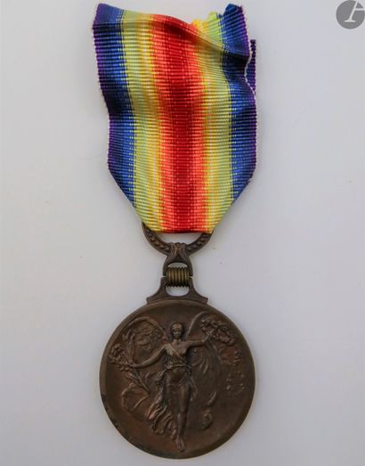 
JAPANInter-Allied
medal
. 
In bronze, with...