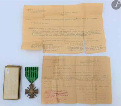 null FRANCE
CROIX DE GUERRE – 2e GM..
Croix de guerre dite de l’Etat français « 1939-1940...