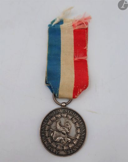 null FRANCE 
JULY MEDAL (1831)
Silver medal, engraved on the edge (small strokes)...