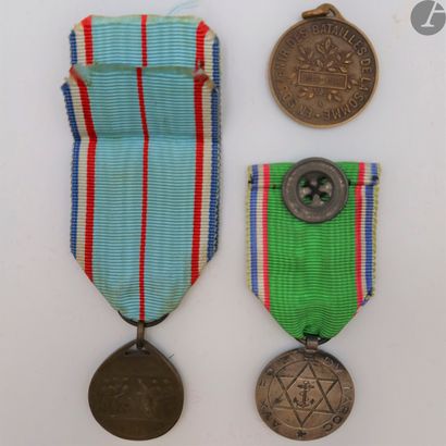 null FRANCE 
Medal " to the victims of the invasion " of 3rd class (1921). 
In bronze....