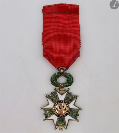 null FRANCE 
ORDRE DE LA LÉGION D’HONNEUR, institué en 1802. 
Étoile d’officier d’époque...