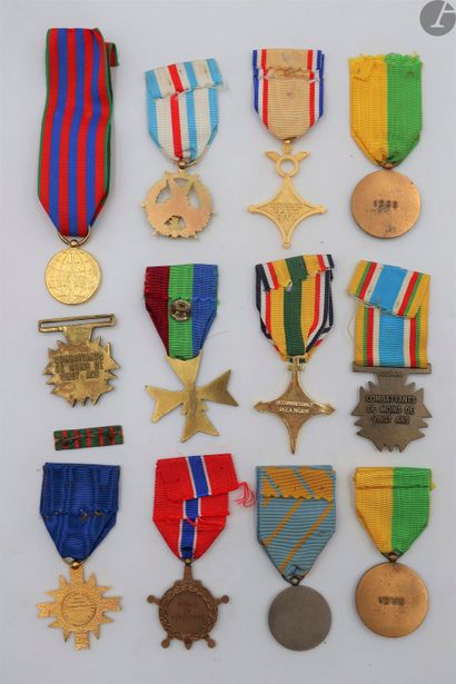 null MEDALS FOR COMBATANTS 
Twelve medals: Recognition of the nation AFN, colonial...