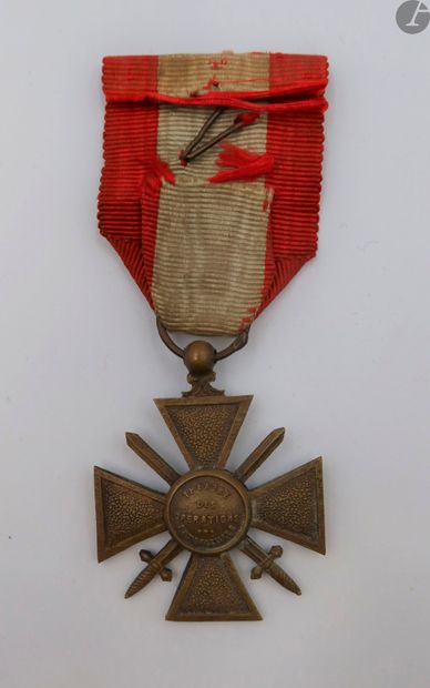 null 
WAR
CROSS
" OVERSEAS OPERATIONS "
War Cross TOE known as with the spelling...