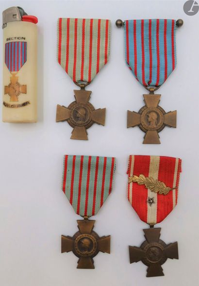 null FRANCECROIX
DES SERVICES MILITAIRES VOLONTAIRES (1934)
Two crosses, of the 1st...