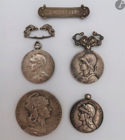 null COLONIAL CAMPAIGNS 
CHINA MEDAL (1900-1901) and COLONIAL MEDAL. 
Set of seven...