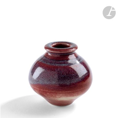 null 
Muguette RIVILLON (France, born in 1932)



Porcelain vase with red enamel...