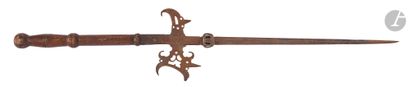 null Halberd iron called "à la lanterne" with days.
Long four-sided estoc iron, extended...