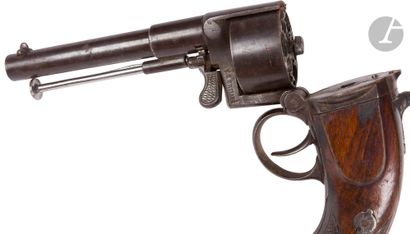 null Revolver système Devisme modèle 1858-59, six coups, calibre 12 mm à percussion...