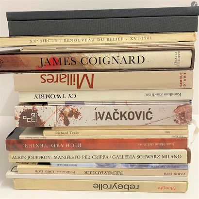null Set of 22 monographic books and exhibition catalogs and miscellaneous : 

-...