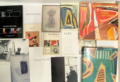  Ensemble de 36 ouvrages monographiques et catalogues d'exposition et divers : 
-...
